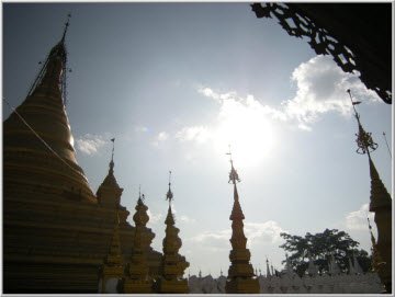 stupapayamandalay2.jpg