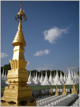 stupapayamandalay6.jpg