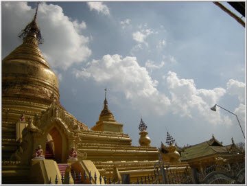 stupapayamandalay12.jpg